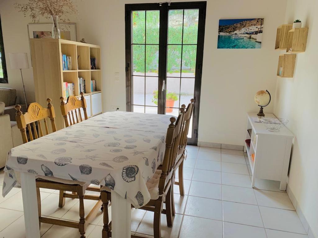 Gialova Garden Bungalow מראה חיצוני תמונה